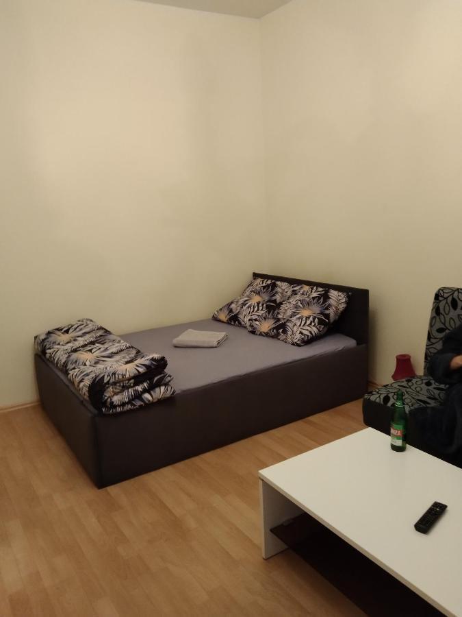 Pokój w prywatnym mieszkaniu Centrum Wrocławia Exterior foto